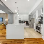 3 Bedroom 2 Bath Art Deco View