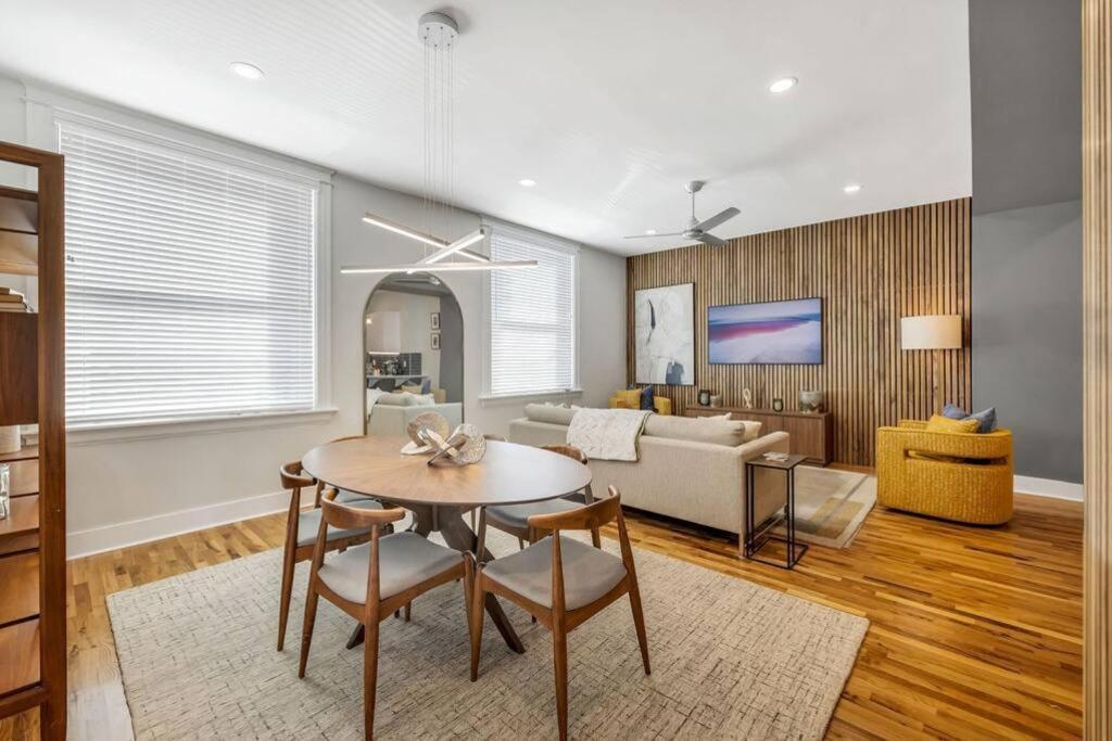 Apartment 3 Bedroom 2 Bath Art Deco View