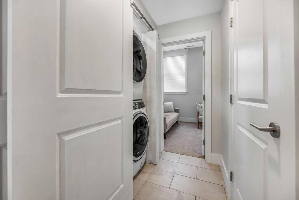 3 Bedroom 2 Bath Art Deco View Cincinnati